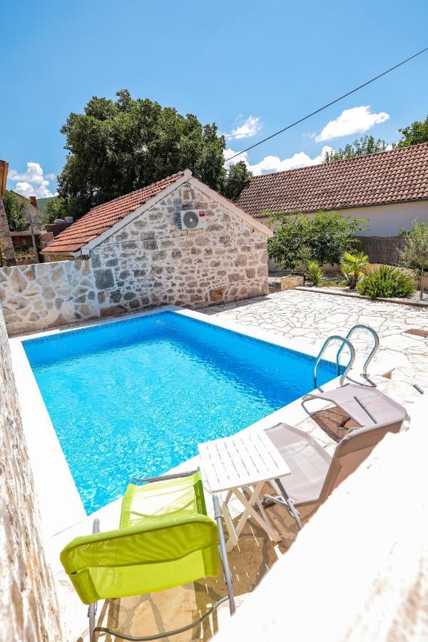 Holiday House Manuela Kruševo Exterior foto